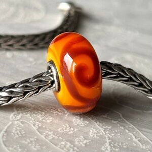 TROLLBEADS Ornament Unique LAA 925S Golden Orange & Crimson Unstamped Oldie